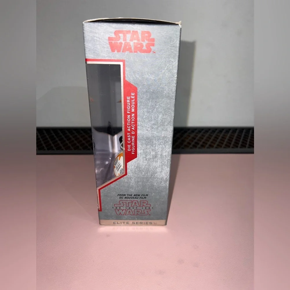 Star Wars Elite Series Die Cast Action Figure Disney Store Rose & BB-8 - Picture 3 of 10